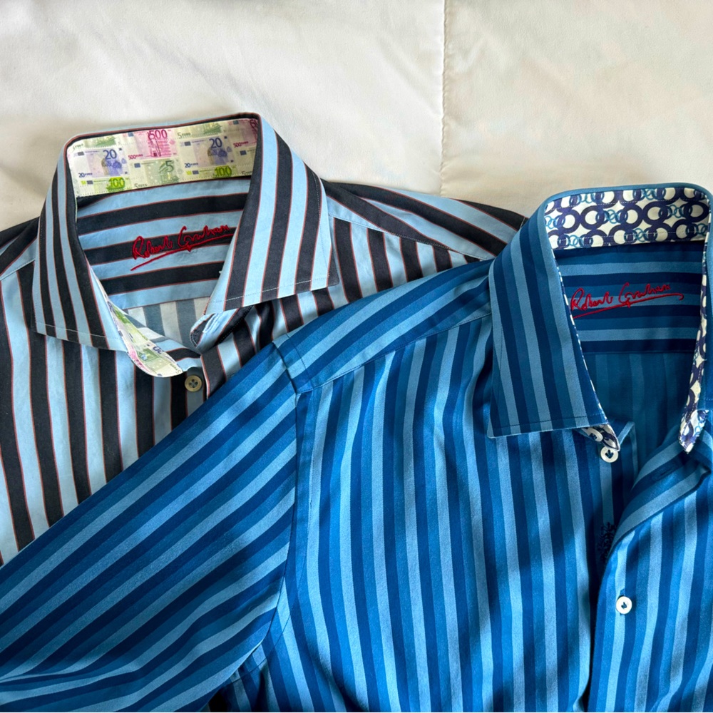 Lot of 2 Robert Graham Striped Button Down Shirts 100% cotton size Medium